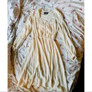 Cottagecore Vintage Lace Trimmed Dress🪡